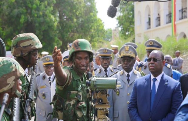 Série de nominations : Macky réorganise l’Armée et la gendarmerie Série de nominations : Macky réorganise l’Armée et la gendarmerie