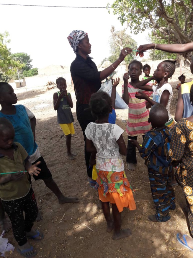 L'association NIOMINEKA SENEGALO- TURBALLAIS dirigée par Bintou Fall de Nantes pour le dépistage du cancer du cool de l'utérus dans l'Ile du Saloum le 24 octobre.