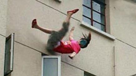 Du nouveau sur la Libanaise de 70 ans qui a chuté du haut de son balcon au 5e étage Du nouveau sur la Libanaise de 70 ans qui a chuté du haut de son balcon au 5e étage