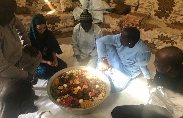 Akon: « Le Sénégal est le créateur du « Jolof rice » donc le Ghana et le Nigéria… » Akon: « Le Sénégal est le créateur du « Jolof rice » donc le Ghana et le Nigéria… »
