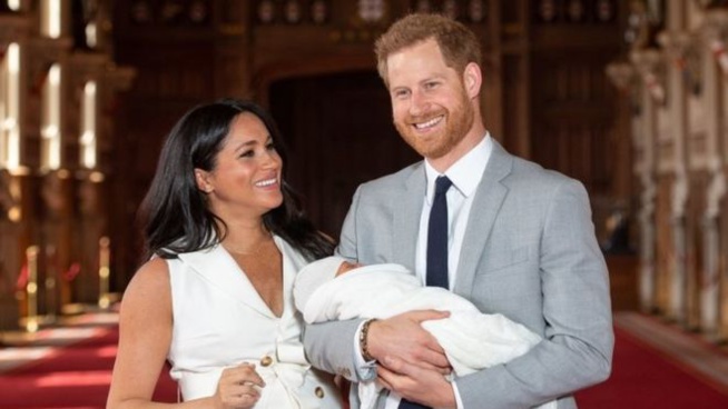 Le Prince Harry et Meghan Markle en Afrique... avec leur fils de quatre mois Le Prince Harry et Meghan Markle en Afrique... avec leur fils de quatre mois