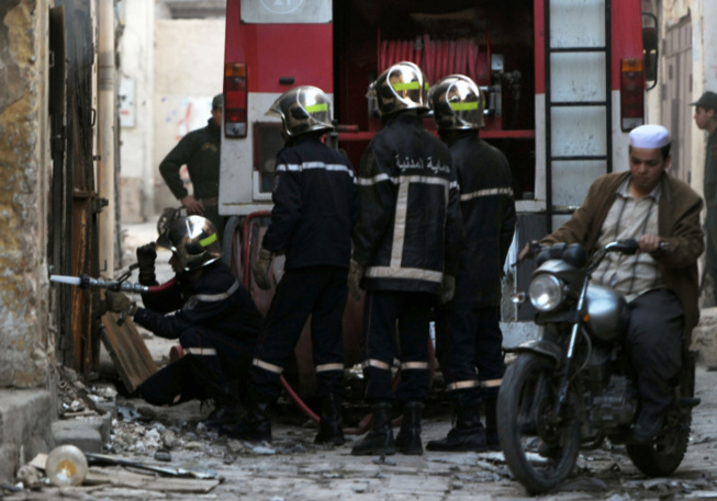 Algérie: Huit nourrissons meurent dans l'incendie d'une maternité Algérie: Huit nourrissons meurent dans l'incendie d'une maternité