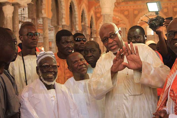 Inauguration grande mosquée "Massalikul Jinaan"- Des mourides mettent en garde les politiciens Inauguration grande mosquée "Massalikul Jinaan"- Des mourides mettent en garde les politiciens