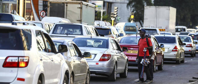 Après l'électricité, la capitale du Zimbabwe menacée d'une pénurie d'eau Après l'électricité, la capitale du Zimbabwe menacée d'une pénurie d'eau