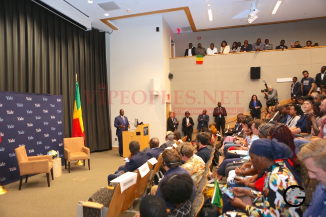 Les images du Macky Sall en visite à l'université de Yale à New Heaven aux USA. Les images du Macky Sall en visite à l'université de Yale à New Heaven aux USA.