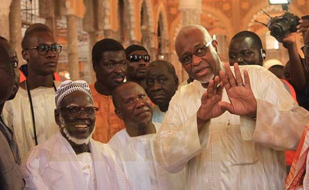 Le Khalife général des Mourides vient d’arrivée à la mosquée Massalikoul Jinaan