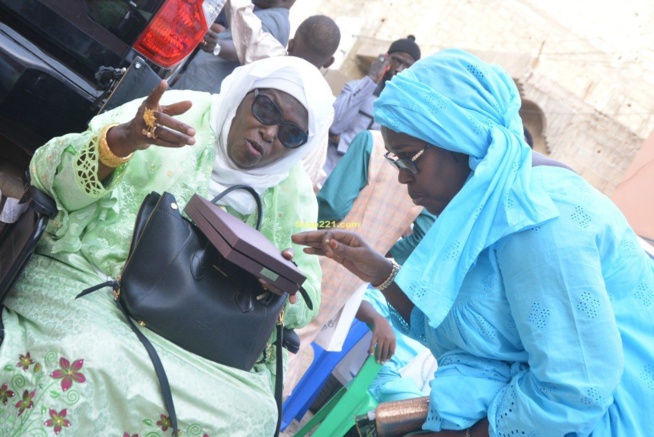 Fatou Aidara et Amadou Sall, les clichés inédits du mariage révélés: Tout sur la dote donnée par le fils du Président Fatou Aidara et Amadou Sall, les clichés inédits du mariage révélés: Tout sur la dote donnée par le fils du Président