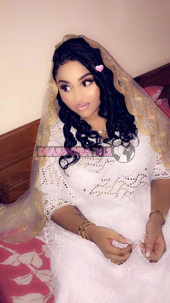 Le chanteur Bass Thioung s’est « pendu », découvrez l’heureuse élue (photos) Le chanteur Bass Thioung s’est « pendu », découvrez l’heureuse élue (photos)