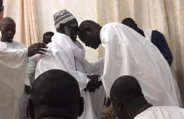Khalifa Sall Reçu Par Serigne Mountakha Mbacké Khalifa Sall Reçu Par Serigne Mountakha Mbacké