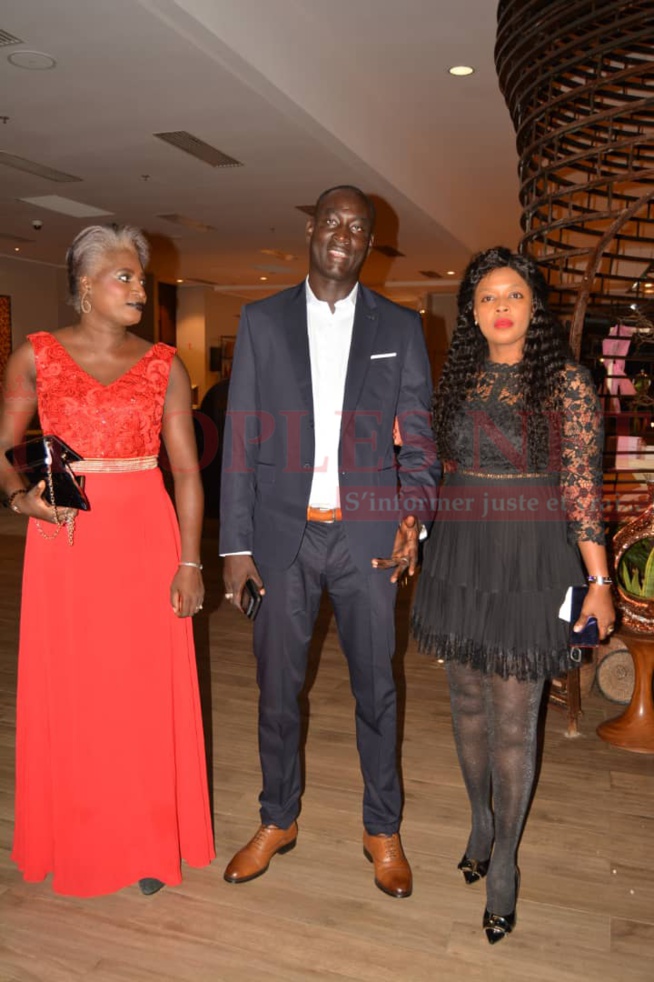 Ce que vous avez raté en images à l'anniversaire de Viviane aprés le départ de son ex "GIGO... dans son staff au Pullman Ce que vous avez raté en images à l'anniversaire de Viviane aprés le départ de son ex "GIGO... dans son staff au Pullman