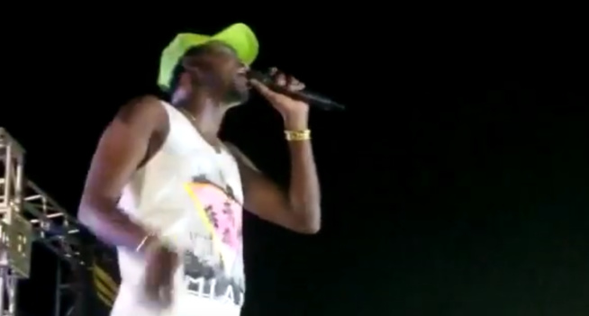 VIDÉO : Voici ce que Waly seck a encore réussit au stade Caroline Faye de Mbour avant le 26 octobre à Paris. REGARDEZ