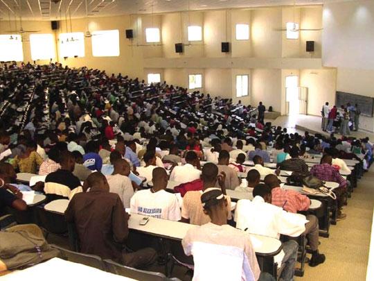 Université de Bambey: Les étudiants décrètent une grève illimitée Université de Bambey: Les étudiants décrètent une grève illimitée