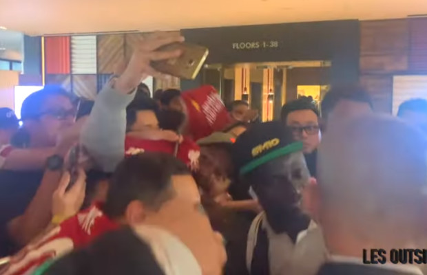 L’arrivée des lions du Sénégal à Singapore pour le match contre le Brésil (Video)