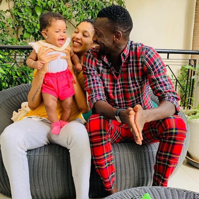 Carnet rose : Adja Diallo a accouché Carnet rose : Adja Diallo a accouché