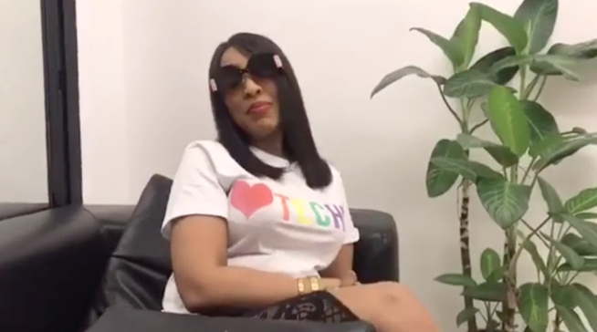 ANNIVERSAIRE Viviane remercie tous ceux qui ont apporté leur soutien pour la réussite et lance des piques aux GIGOLOS ABONNÉ AUX ECHECS. ANNIVERSAIRE Viviane remercie tous ceux qui ont apporté leur soutien pour la réussite et lance des piques aux GIGOLOS ABONNÉ AUX ECHECS.