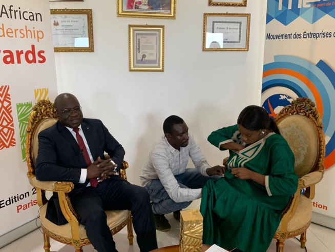 IMAGES: Les coulisses de l'enregistrement avec le président Mbagnick Diop avec une télévision international Label TV pour les ALA 2019.