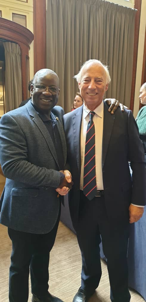 IMAGES: Les coulisses de l'enregistrement avec le président Mbagnick Diop avec une télévision international Label TV pour les ALA 2019. IMAGES: Les coulisses de l'enregistrement avec le président Mbagnick Diop avec une télévision international Label TV pour les ALA 2019.