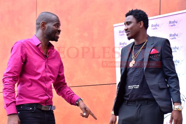 L'homme du 26 octobre au DOME DE PARIS,Waly Seck en parfaite harmonie avec Pape Cheikh Diallo.