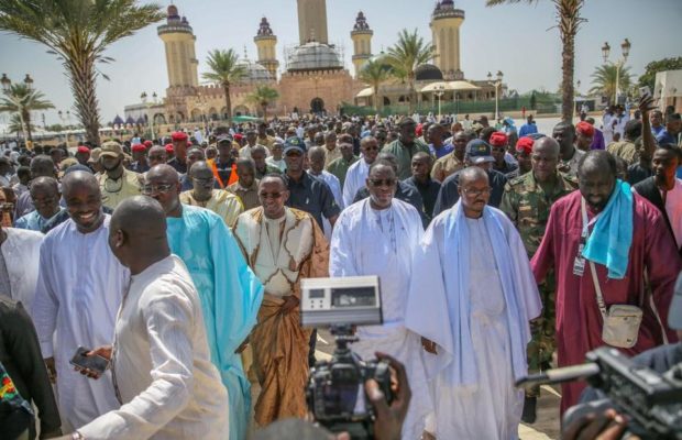 MACKY SALL AU KHALIFE : « Sitôt le magal terminé, je ferai faire des études pour savoir ce qu’il faudra pour régler définitivement la question de l’eau et des inondations »