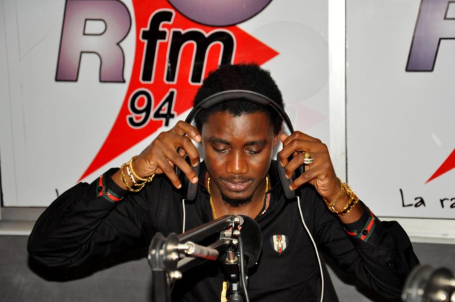 Wally Seck crée l’attraction devant la RFM