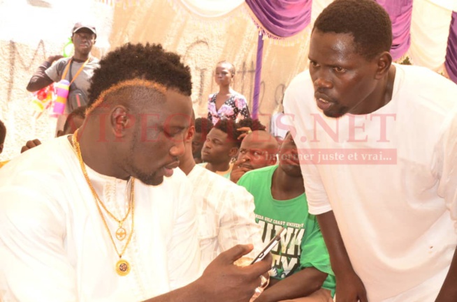 Baptême de la fille de Boy Niang…Tout ce que vous n’avez pas vu en Images Baptême de la fille de Boy Niang…Tout ce que vous n’avez pas vu en Images