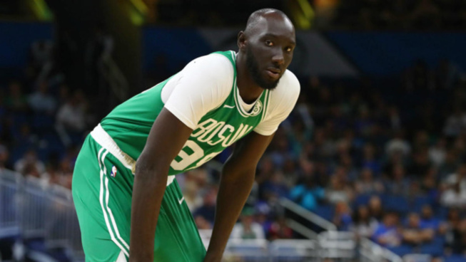 Tacko Fall devient officiellement un joueur des Celtics… Tacko Fall devient officiellement un joueur des Celtics…