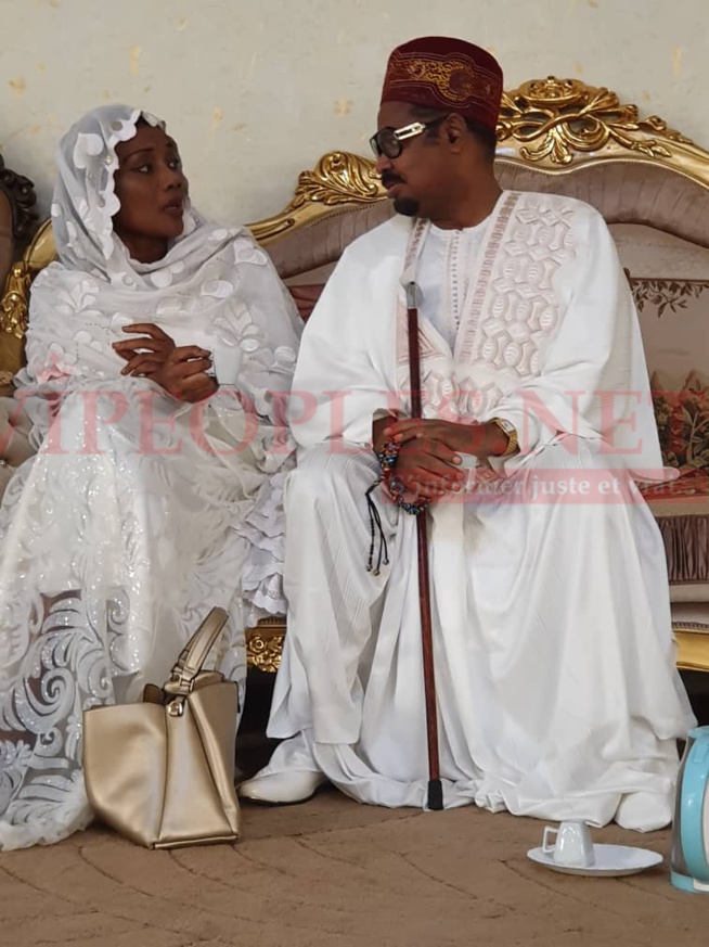 Carnet blanc- Dr. Ahmed Khalifa Niasse et Sokhna Oumou Sy: VOICI les clichés de la confirmation Carnet blanc- Dr. Ahmed Khalifa Niasse et Sokhna Oumou Sy: VOICI les clichés de la confirmation