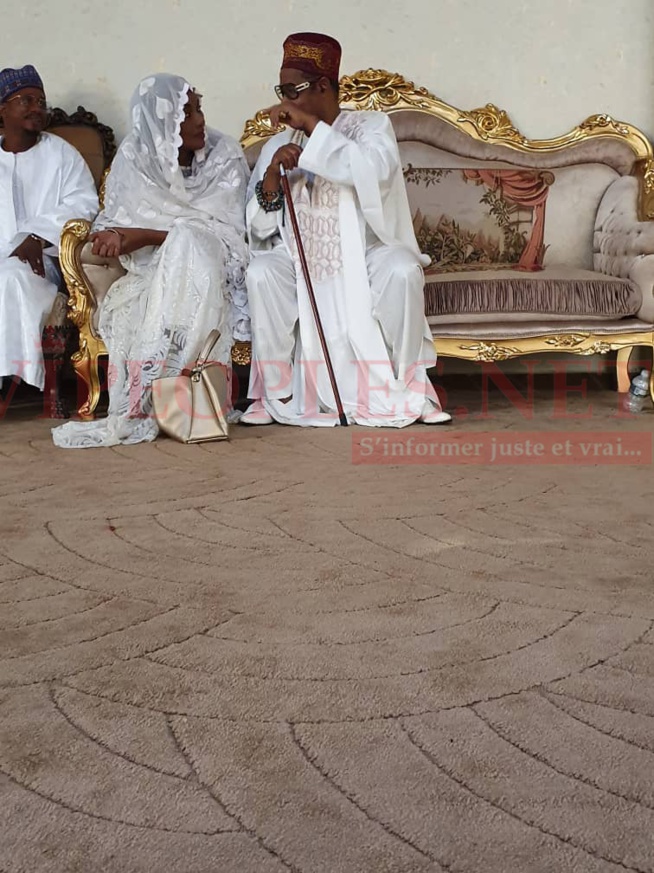 Carnet blanc- Dr. Ahmed Khalifa Niasse et Sokhna Oumou Sy: VOICI les clichés de la confirmation Carnet blanc- Dr. Ahmed Khalifa Niasse et Sokhna Oumou Sy: VOICI les clichés de la confirmation