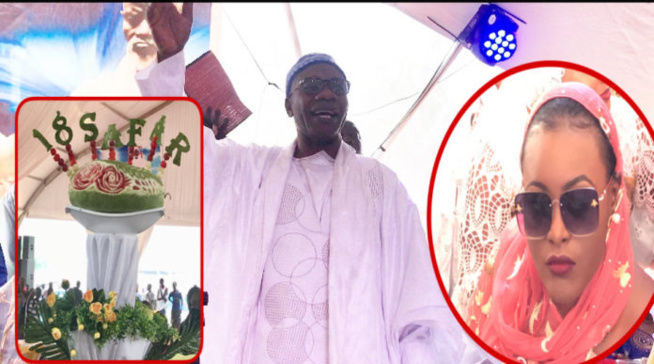 Le « doukate » du khalife des Thiantacounes, Serigne Saliou Geul Tapée lors du déjeuner royal à Touba… Le « doukate » du khalife des Thiantacounes, Serigne Saliou Geul Tapée lors du déjeuner royal à Touba…