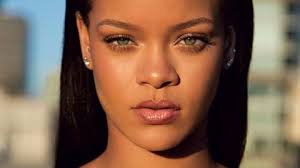 24 heures ont suffi à Rihanna pour dégonfler les rumeurs disant qu'elle est "enceinte"