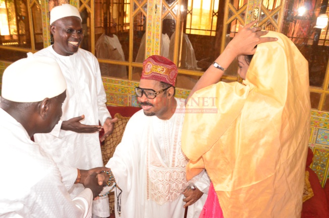 Sokhna Oumou Sy Dabakh,nouvelle femme d’Ahmed Khalifa accueille chaleureusement Khalifa Sall dans son palais