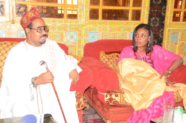 VIDEO: Enfin Ameth Khalifa Niasse parle de sa nouvelle épouse, Sokhna Oumou Sy Dabakh devant Khalifa Sall et clôt le débat.