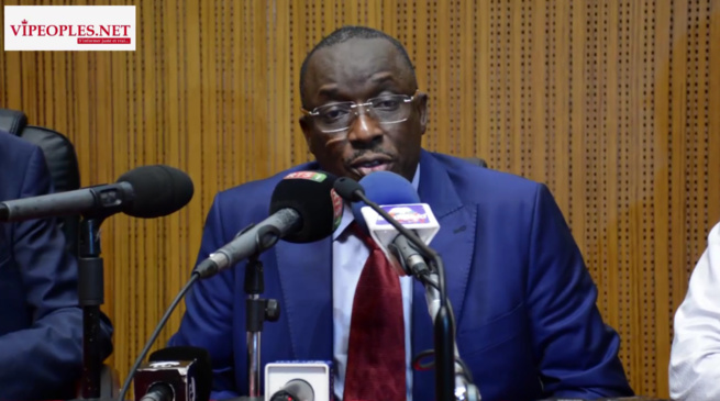 Cheikh Oumar Anne, ministre de l'enseignement supérieur se félicite de (IRD) Sénégal et leur...