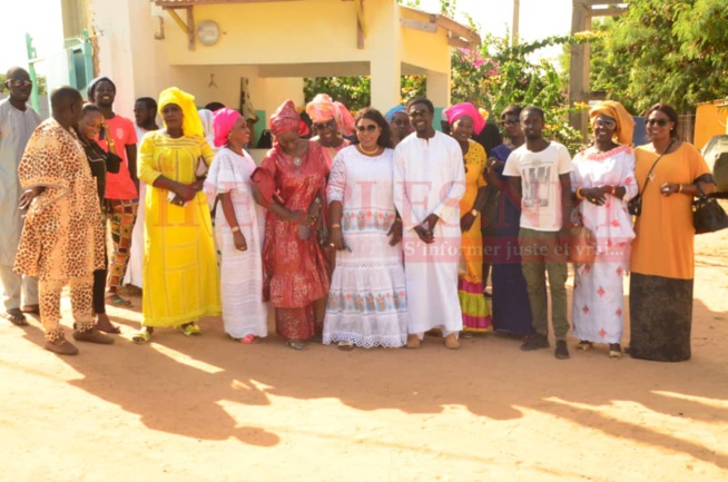 Les 57 images de remises de 10 000 Kits Scolaires aux établissements de Mbour et aux enfants de la poupeniére par l'Association Miroir Citoyenneté de feu Mamadou Diop.
