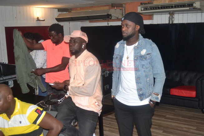 Les 96 images de la répétition de Waly Seck et ses musiciens à Paris.
