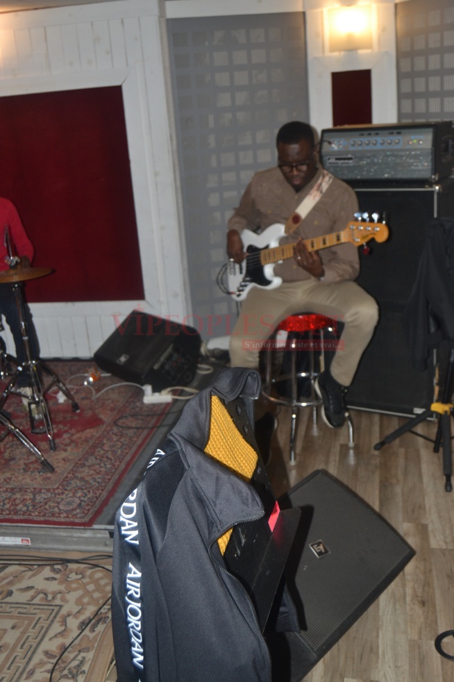 Les 96 images de la répétition de Waly Seck et ses musiciens à Paris.