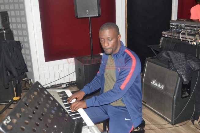 Les 96 images de la répétition de Waly Seck et ses musiciens à Paris.