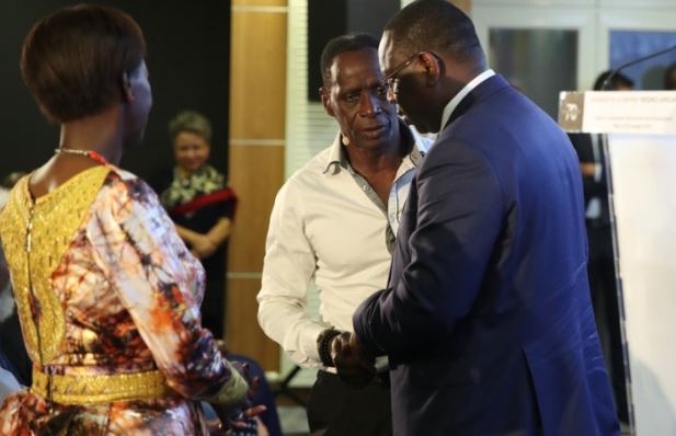 Arrêt sur image : Le Président Macky Sall avec le célèbre acteur Bakaba