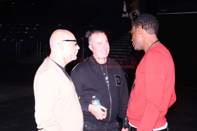 DOMES DE PARIS: Les premiéres images du Sound Check de Waly Seck avant le concert.