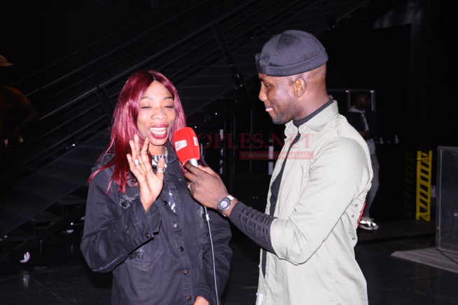 Fatou Woré et Pendo Guissé viennent apporter leur touche au concert de waly Seck au Dôme de Paris Fatou Woré et Pendo Guissé viennent apporter leur touche au concert de waly Seck au Dôme de Paris