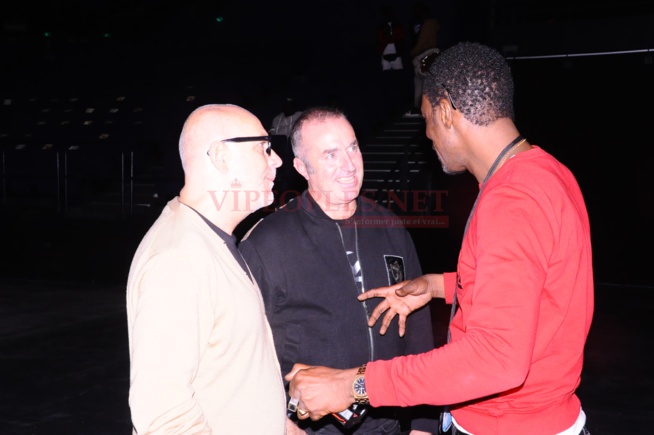 Waly Seck lance officiellement la marque Faramaren avec des partenaires Italiens. En images Waly Seck lance officiellement la marque Faramaren avec des partenaires Italiens. En images