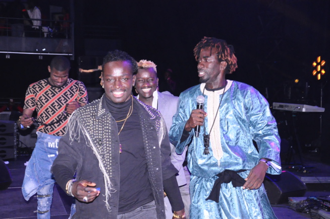 VIDEO: Dame Sene réduit les DOMES de Paris en cendre. REGARDEZ VIDEO: Dame Sene réduit les DOMES de Paris en cendre. REGARDEZ