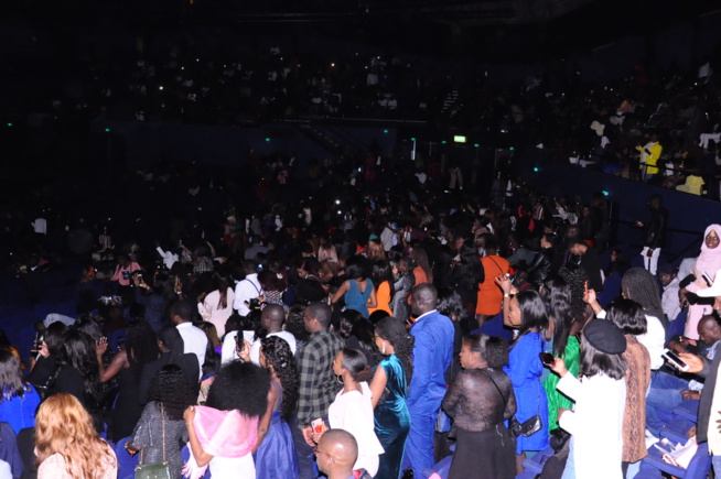 GUICHET FERME: Waly Seck réussit un grand exploit encore au Dômes de Paris ce 26 octobre. GUICHET FERME: Waly Seck réussit un grand exploit encore au Dômes de Paris ce 26 octobre.