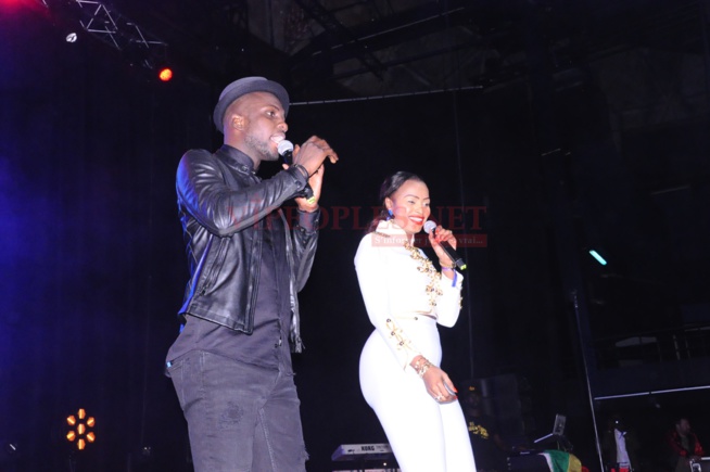 Les anciennes gloires de la danse, Ndeye Gueye, Mbathio et Oumou Sow pimentent la scène de Waly Seck de leumbeul Les anciennes gloires de la danse, Ndeye Gueye, Mbathio et Oumou Sow pimentent la scène de Waly Seck de leumbeul