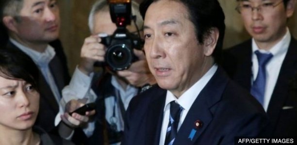 Japon:Un ministre japonais démissionne pour avoir offert des melons et des crabes à ses électeurs Japon:Un ministre japonais démissionne pour avoir offert des melons et des crabes à ses électeurs