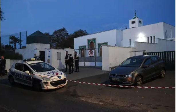 Attaque à la mosquée de Bayonne : Le suspect est un ancien candidat du Front National Attaque à la mosquée de Bayonne : Le suspect est un ancien candidat du Front National