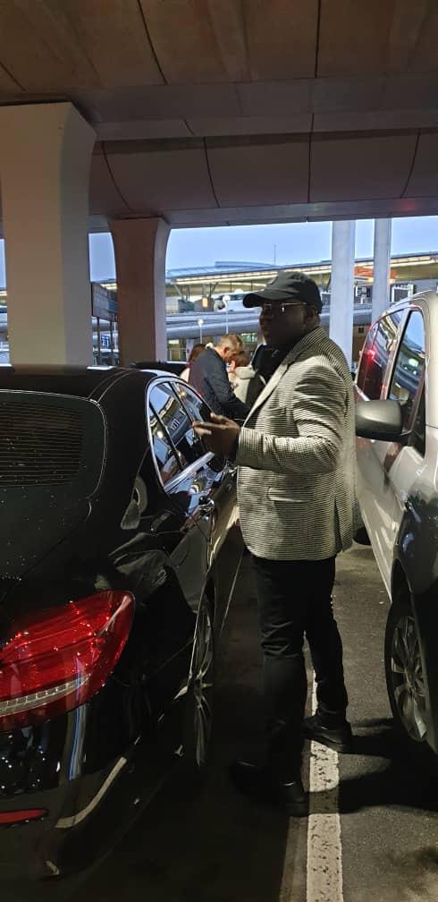 Arrivé du Président Mbagnick Diop ce jour à Paris pour l'organisation pratique des African Leardership Awards à Paris Arrivé du Président Mbagnick Diop ce jour à Paris pour l'organisation pratique des African Leardership Awards à Paris