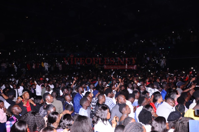 Aprés avoir réduit les Domes de Paris en "Domme" Waly Seck vous attend au Penc Mi ce samedi 02 Novembre pour le "Rakhass" Aprés avoir réduit les Domes de Paris en "Domme" Waly Seck vous attend au Penc Mi ce samedi 02 Novembre pour le "Rakhass"
