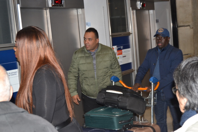 Arrivés du staff de Promo Consulting du président Mbagnick Diop à Paris pour les African Leadership Award ce 02 Novembre au Meridien Etoiles Arrivés du staff de Promo Consulting du président Mbagnick Diop à Paris pour les African Leadership Award ce 02 Novembre au Meridien Etoiles