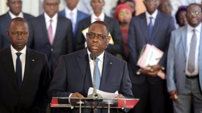 Signature des conventions financières au nom de l’Etat : Macky Sall ligote les ministres… Signature des conventions financières au nom de l’Etat : Macky Sall ligote les ministres…